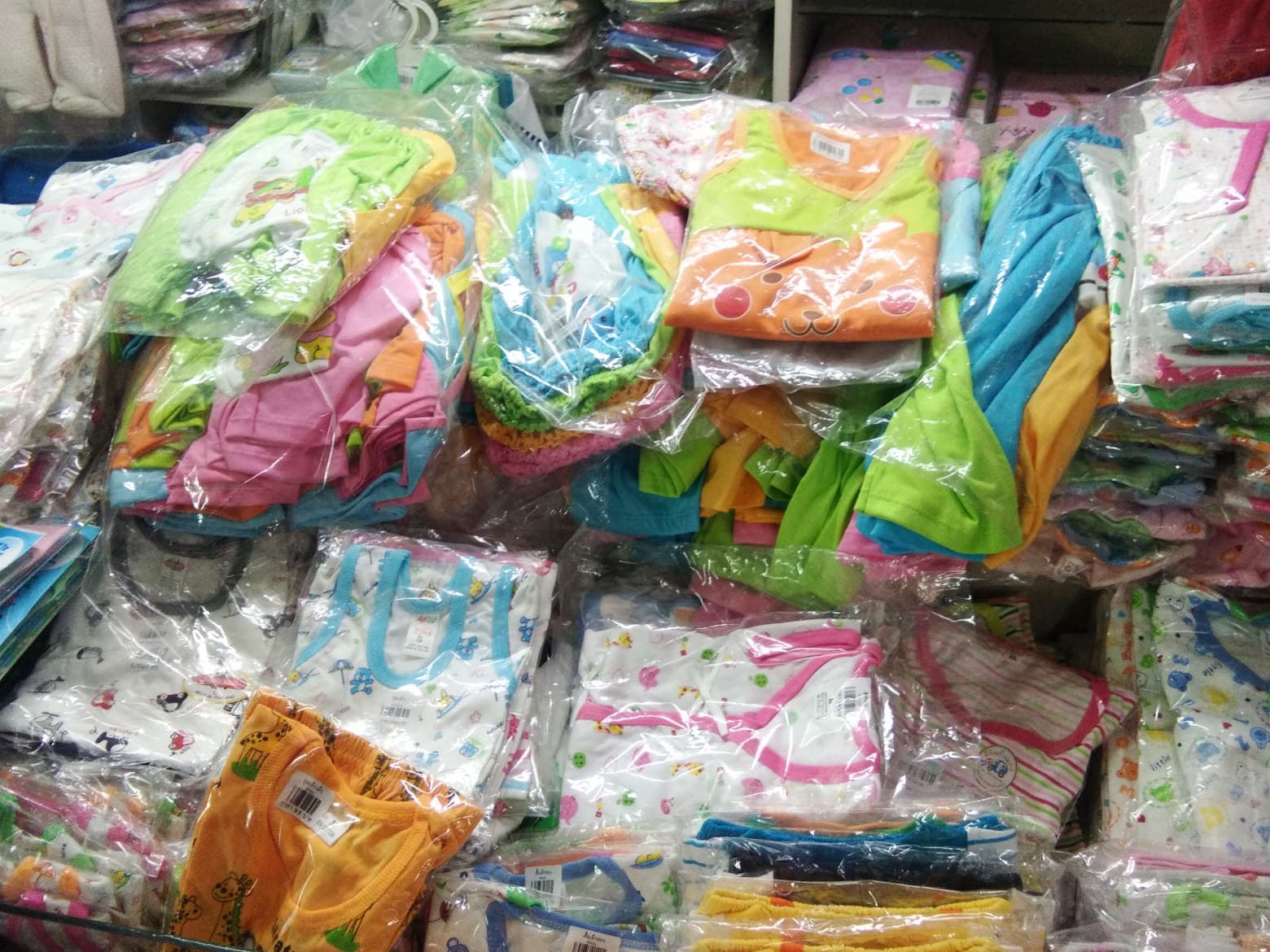 ชุดเด็กอ่อน แขนสั้นขาสั้น ผูกป้ายหน้า