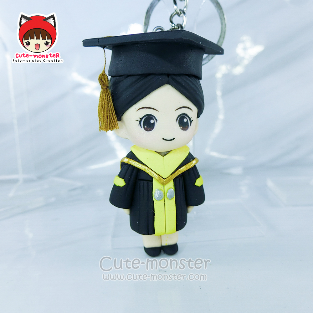 โมเดลรับปริญญา ชุดครุยนิด้า