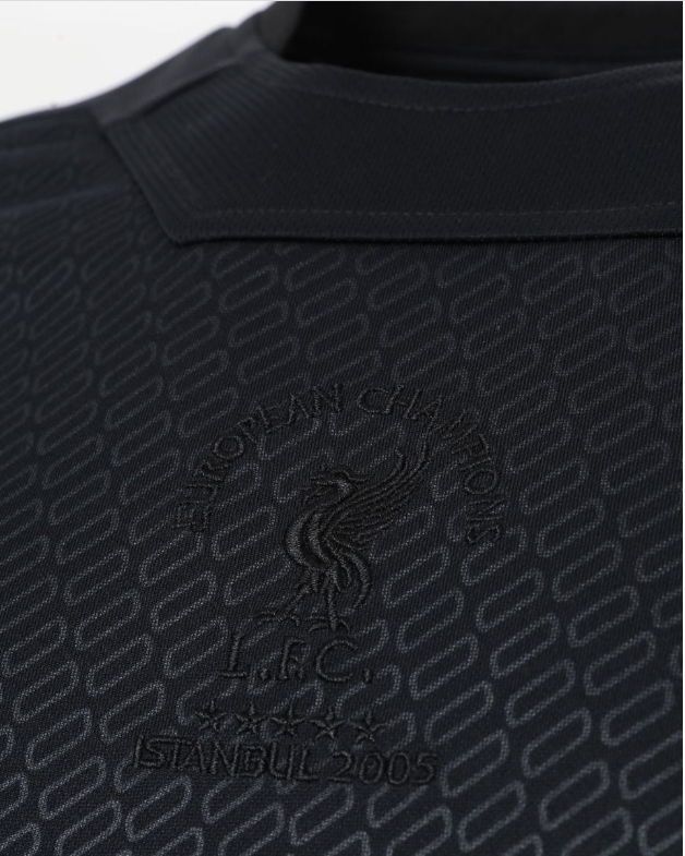 เสื้อทีเชิ้ตลิเวอร์พูล Heritage 05 Blackout Istanbul ของแท้