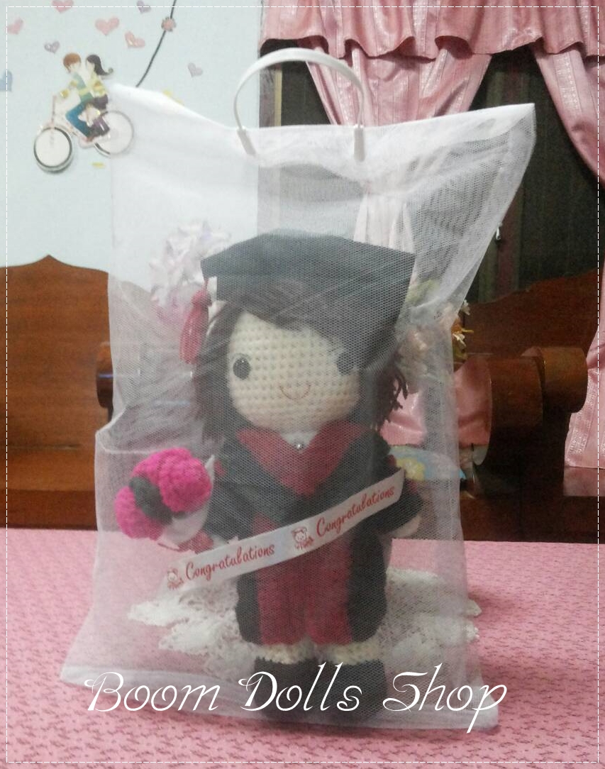 ตุ๊กตาถัก รับปริญญา ขนาด 13 นิ้ว
