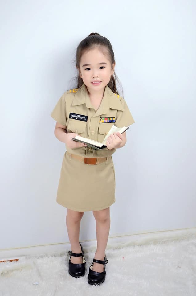 ชุดอาชีพเด็กในฝัน คุณครูฝึกหัด