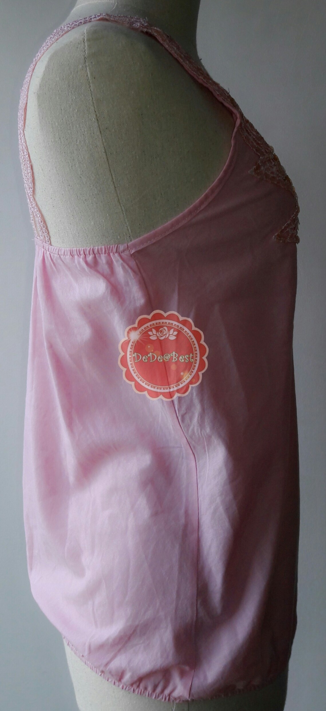 T46:2nd hand top เสื้อสีชมพูปักเลื่อมสวย