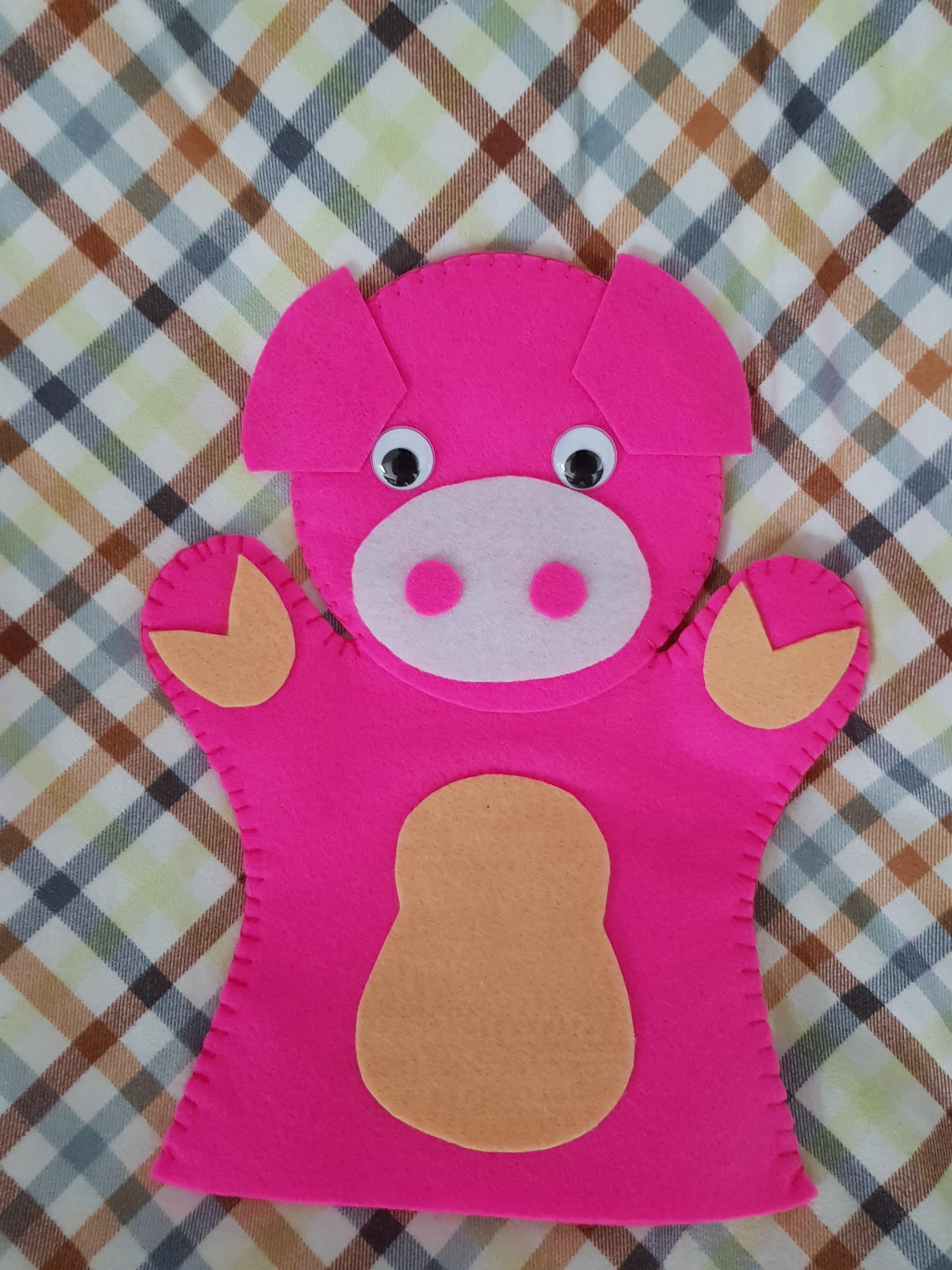 หุ่นมือหมู หมู