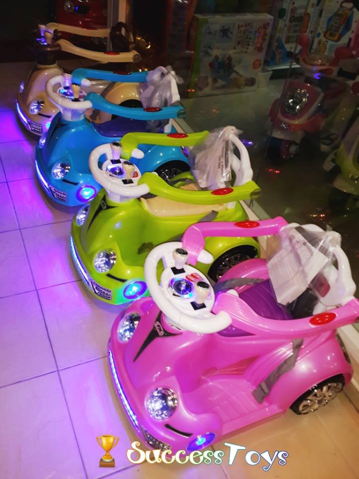 LN089 รถแบตหอยทากมีรีโมทบังคับ (รีโมทไร้สายใช้ระบบจูนคลื่น) มี 4 สี เขียว ชมพู ครีม ฟ้า