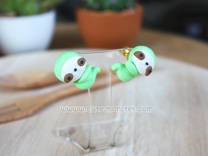 ต่างหูสล็อธเกาะหู Greeny Sloth
