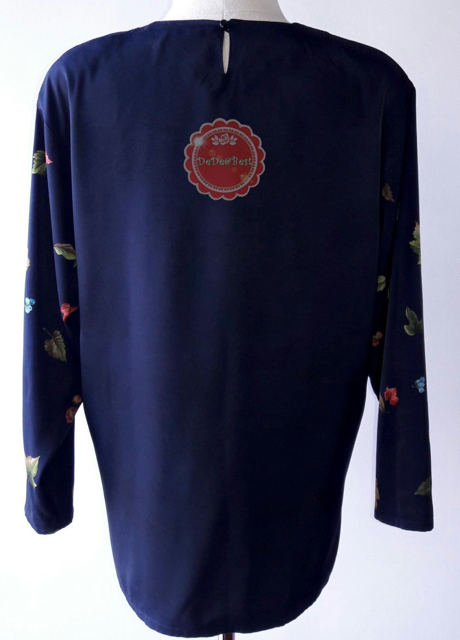 ขายแล้วค่ะT120:Vintage top เสื้อวินเทจสีดำลายผลไม้❤