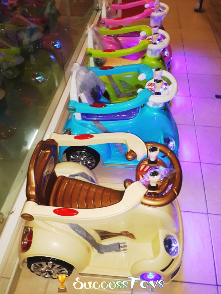 LN089 รถแบตหอยทากมีรีโมทบังคับ (รีโมทไร้สายใช้ระบบจูนคลื่น) มี 4 สี เขียว ชมพู ครีม ฟ้า