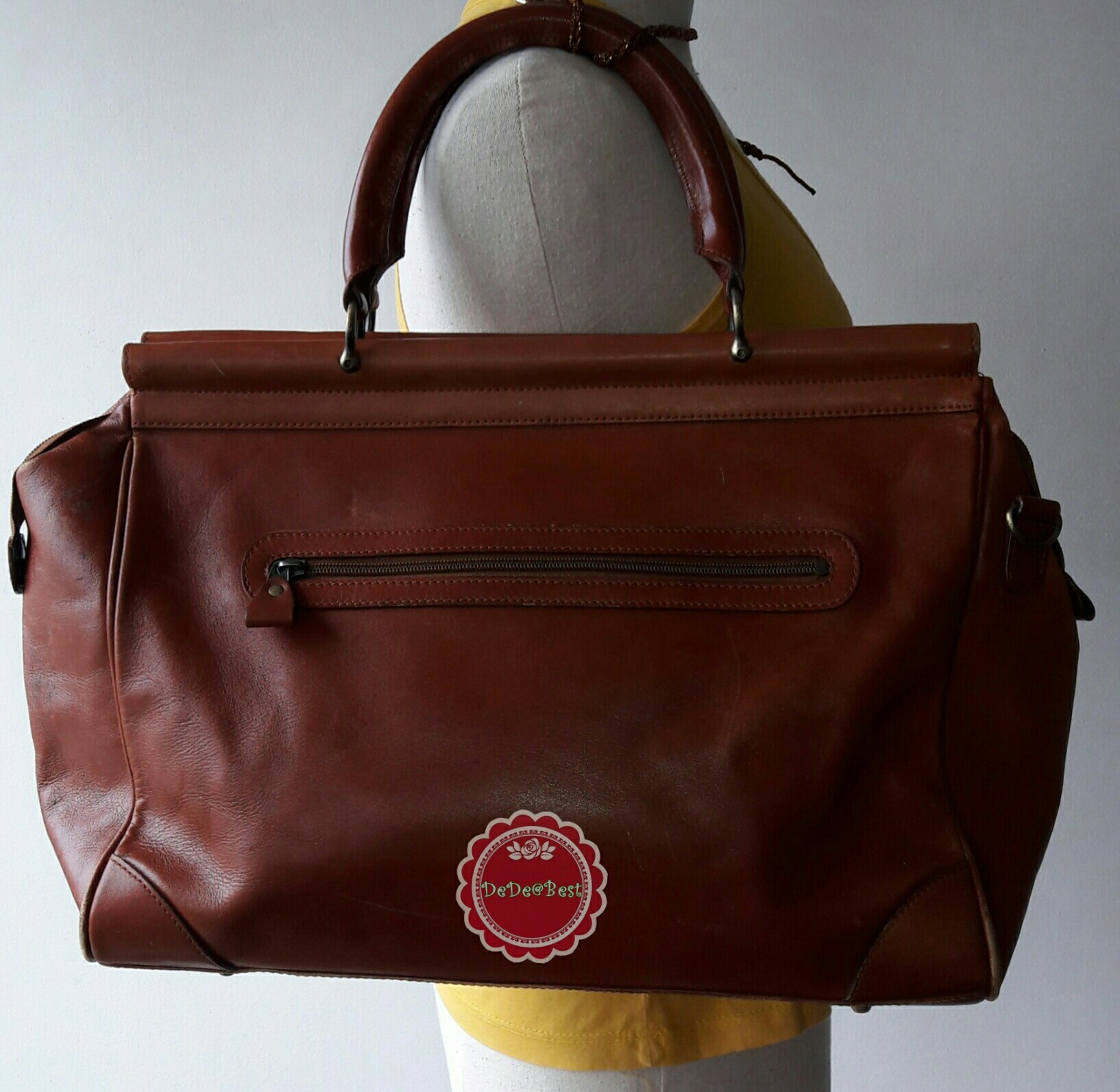 ขายแล้วค่ะ B60: Vintage leather luggage กระเป๋าเดินทางหนังแท้ ทรงวินเทจ❤