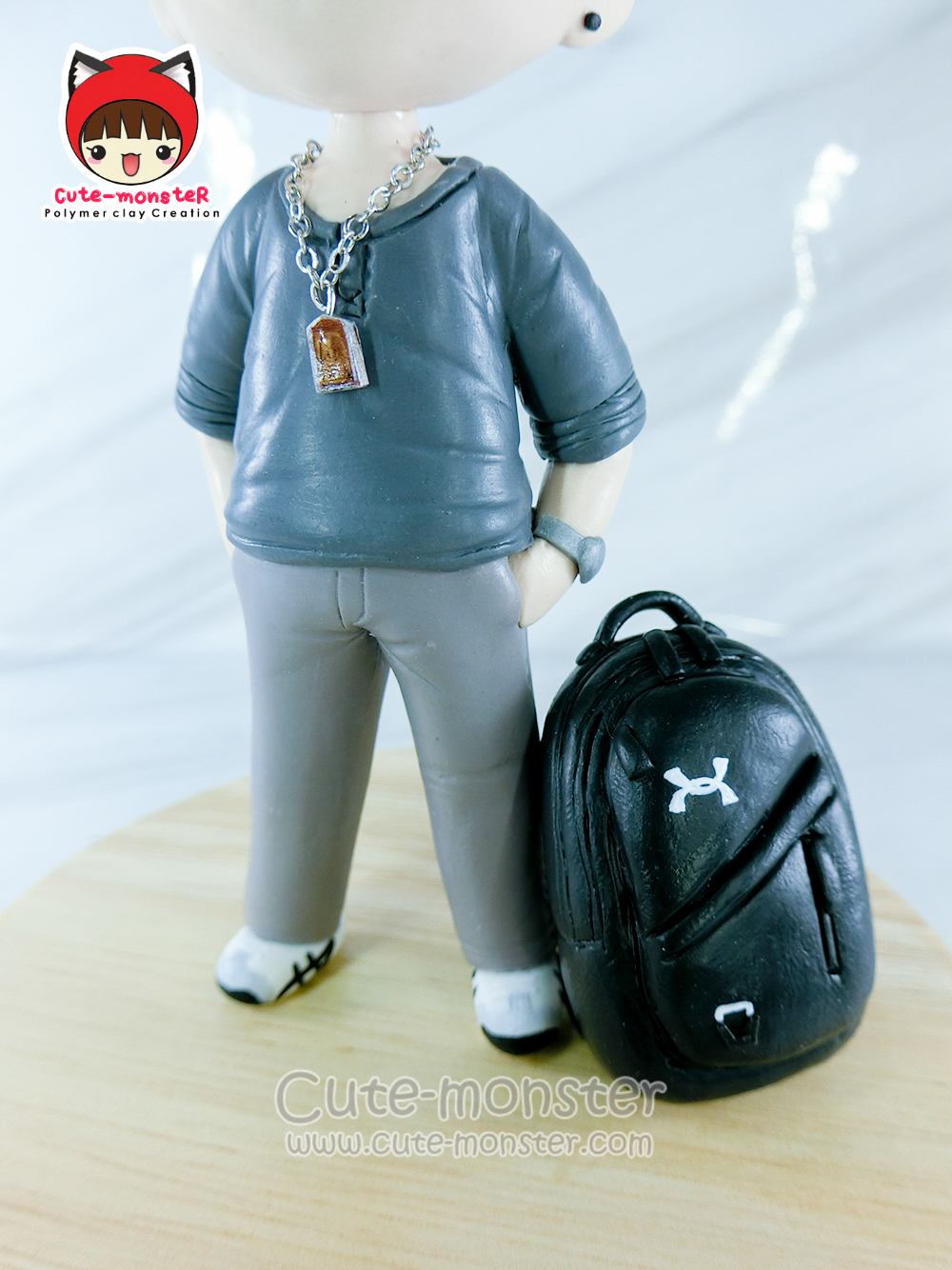 โมเดลดินปั้น ตุ๊กตาดินปั้น งานสั่งทำตามแบบ สูง 4"