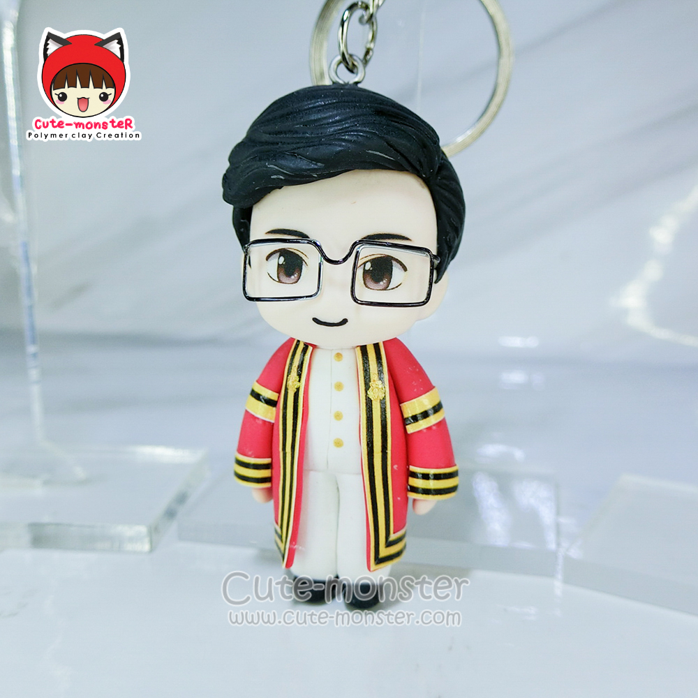 ตุ๊กตาครุยพระจอมเกล้่า ของขวัญรับปริญญา