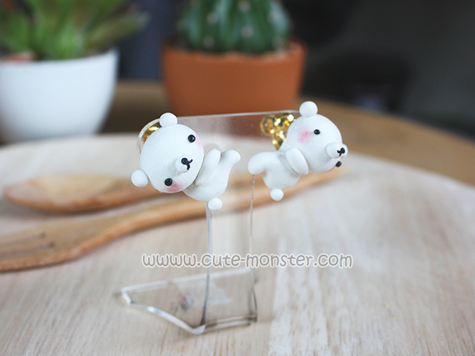 ต่างหูหมีขาวเกาะหู Polar Bear