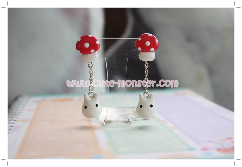 ต่างหูดินปั้น จิบิโตโตโร่ Chibi totoro Earrings