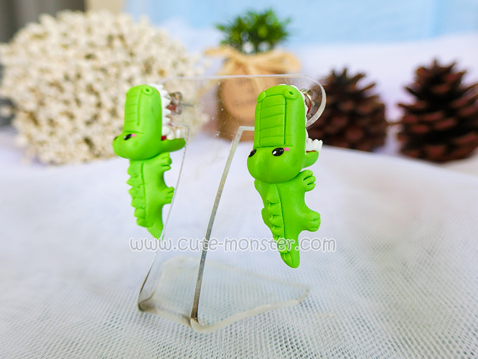 Little Crocodile จระเข้กัดหู