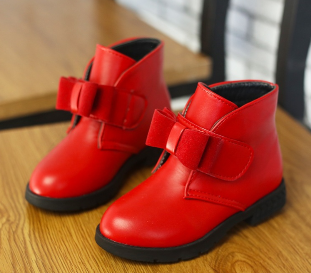 รองเท้าหนังA08สีเเดง