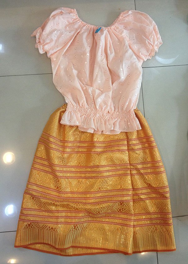 ชุดไทยเด็กหญิง มีหลายสี 3-7 ขวบ