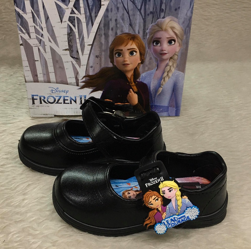 รองเท้านักเรียน Chappy Frozen II สีดำ
