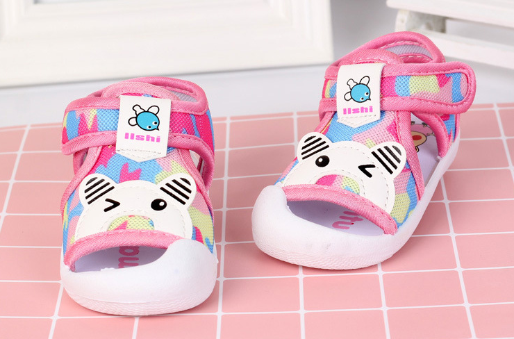 รองเท้ารัดส้น เปิดหน้าระบายอากาศ ลายหมีสีชมพู Size 17-22