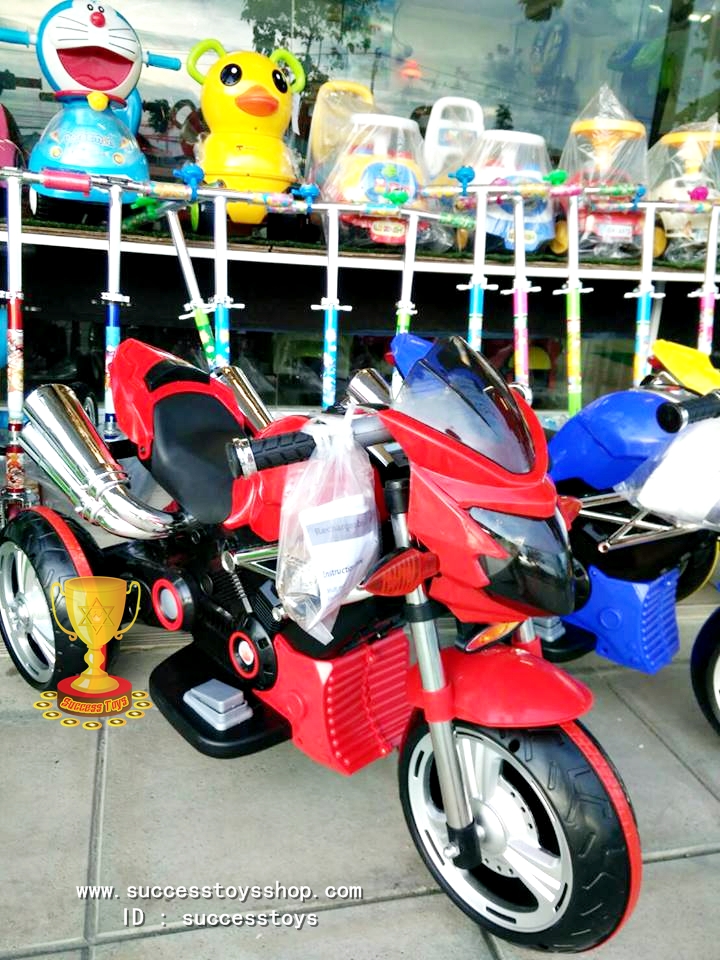 รถมอเตอร์ไซค์ดูคาติท่อคู่ สีแดง
