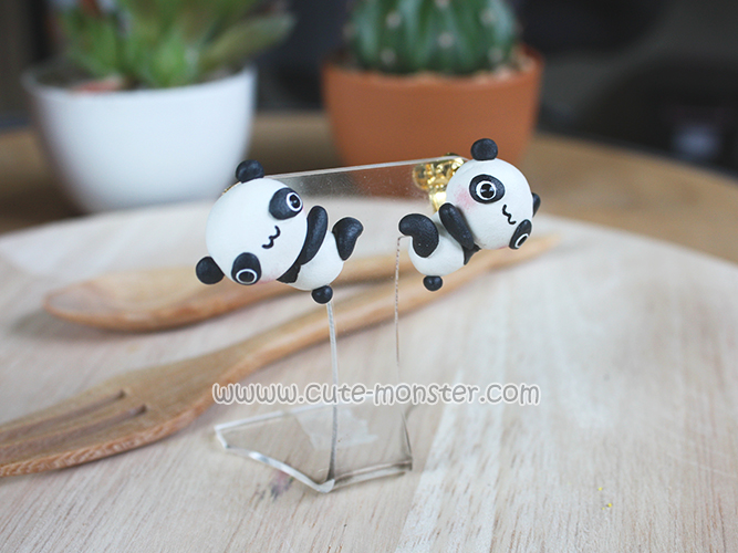 ต่างหูน้องหมีแพนด้าเกาะหู Little Panda