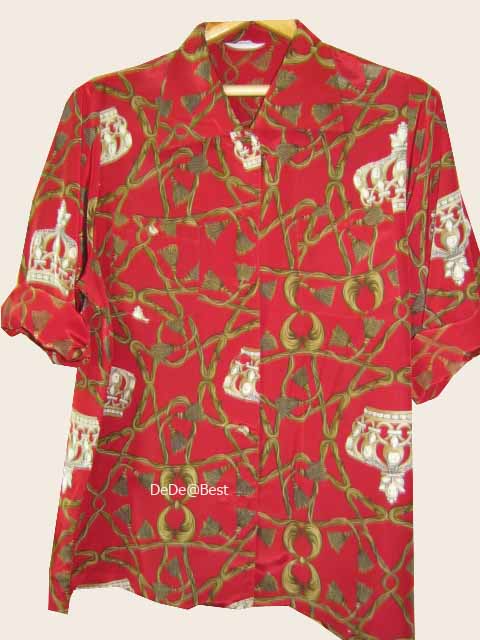 ขายแล้วค่ะ T33:Vintage top เสื้อวินเทจสีแดงลายมงกุฎและพู่เชือก❤