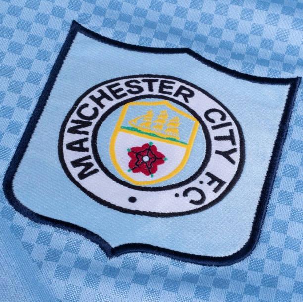 เสื้อเรทโรย้อนยุคแมนเชสเตอร์ ซิตี้ 1996 No7 Kinkladze ของแท้