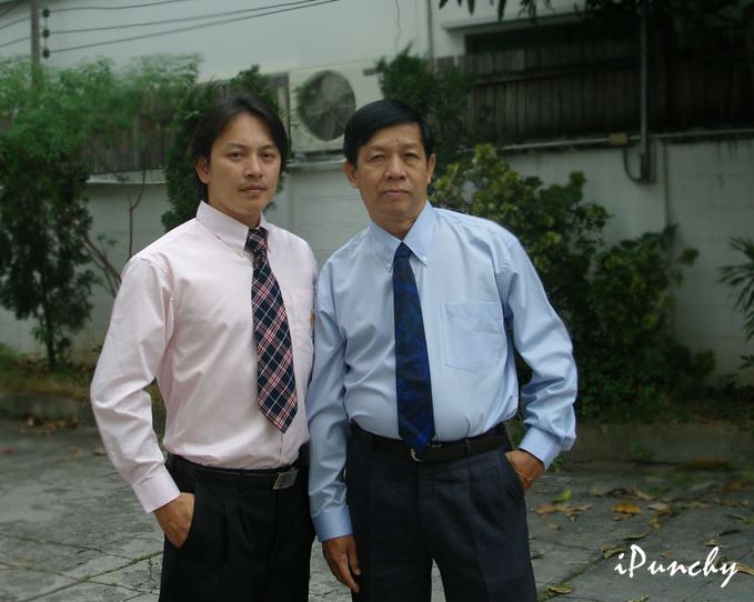 รับทำเสื้อเชิ๊ตหน่วยงาน