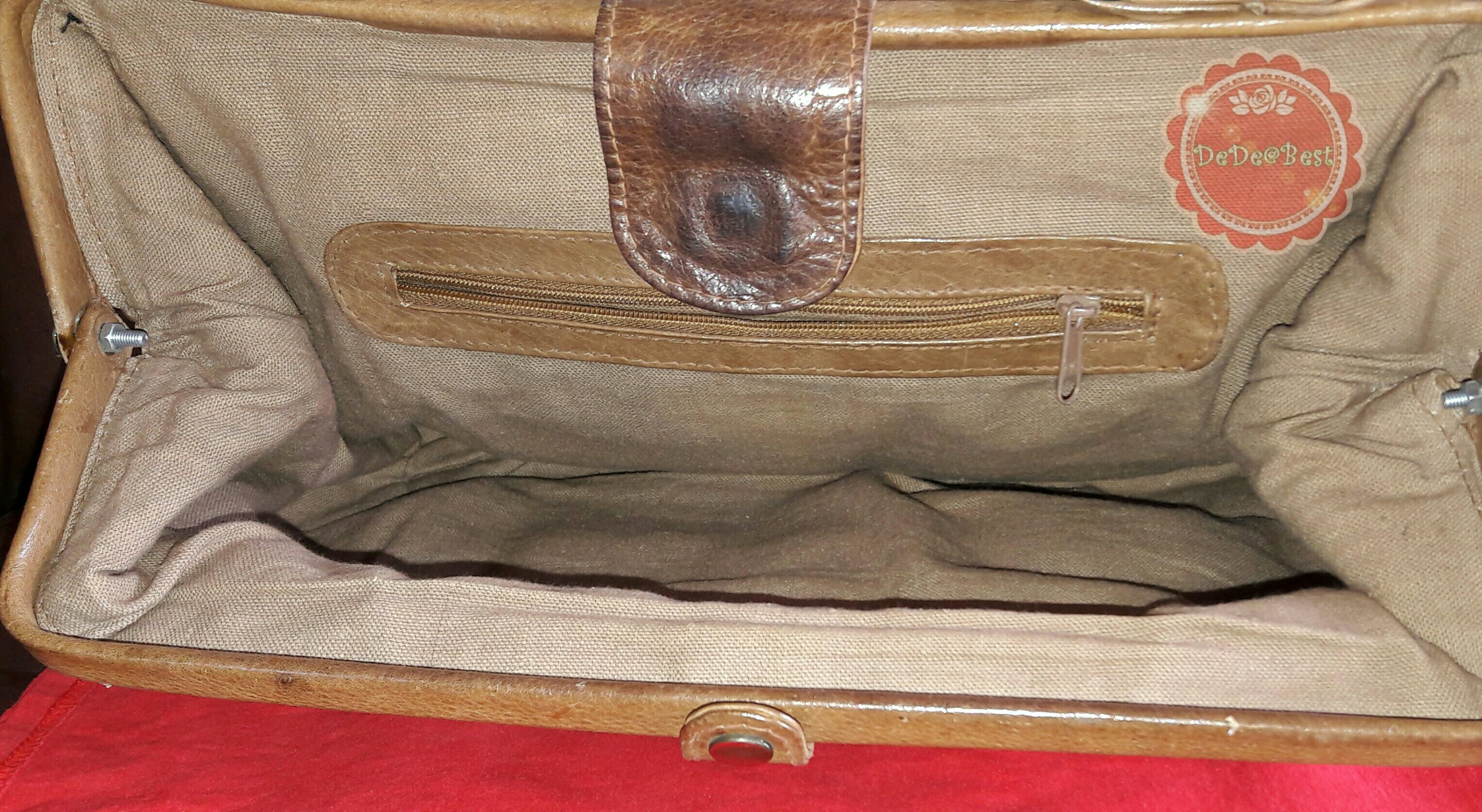 ขายแล้วค่ะ B61: Vintage leather doctor bag กระเป๋าหนังแท้ ทรง doctor กระเป๋าวินเทจ กระเป๋าสะพาย ถอดสายเป็นกระเป๋าถือได้❤