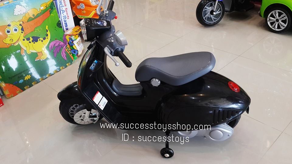 รถมอเตอร์ไซค์เวสป้า รุ่น CC3172 มี 4 สี ชมพู ดำ ขาว แดง