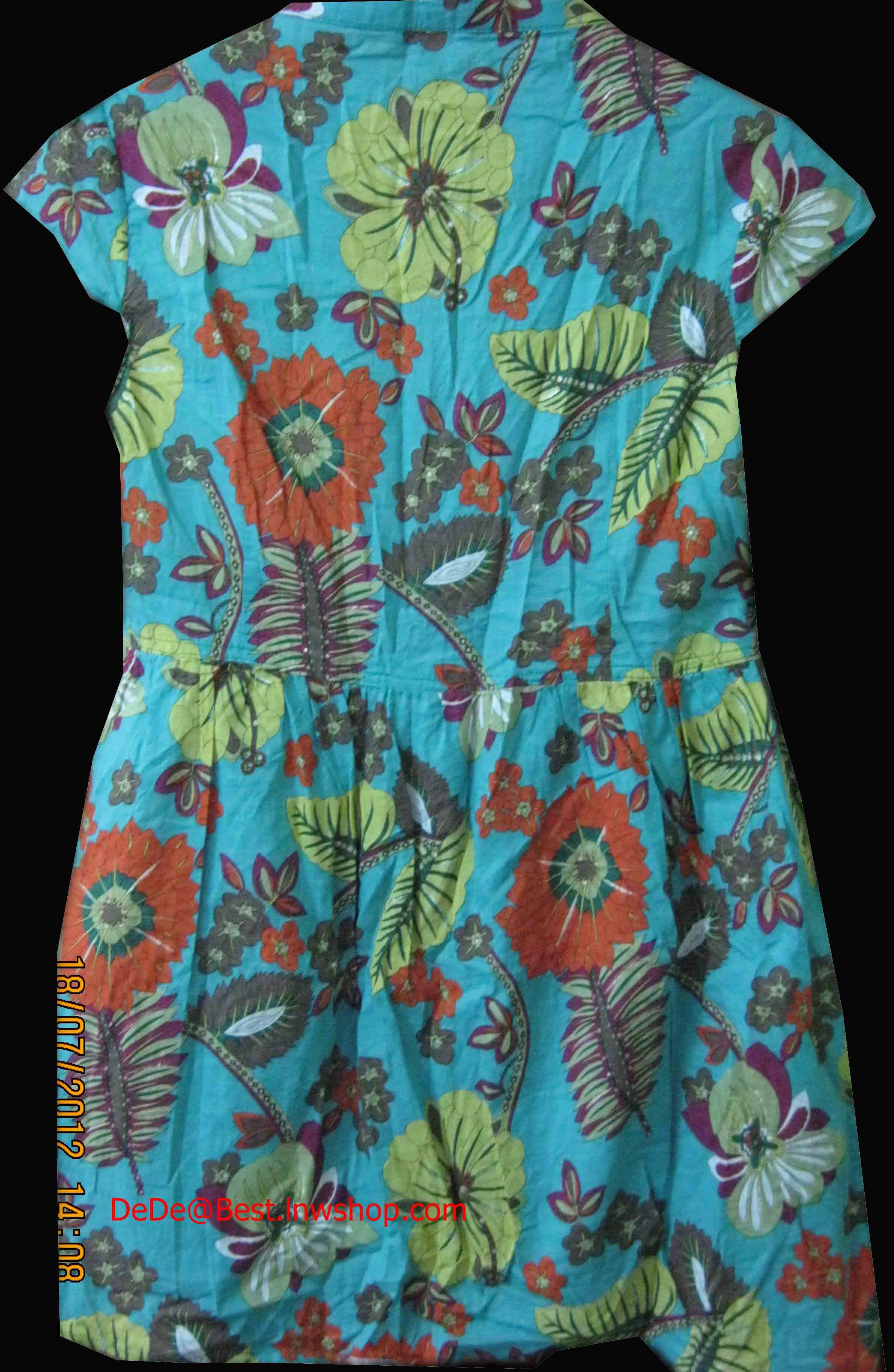 แถมให้คุณPumค่ะ T13:2nd hand top เสื้อสีเขียวลายดอกไม้สีแจ่ม ๆ ดูสดใส❤