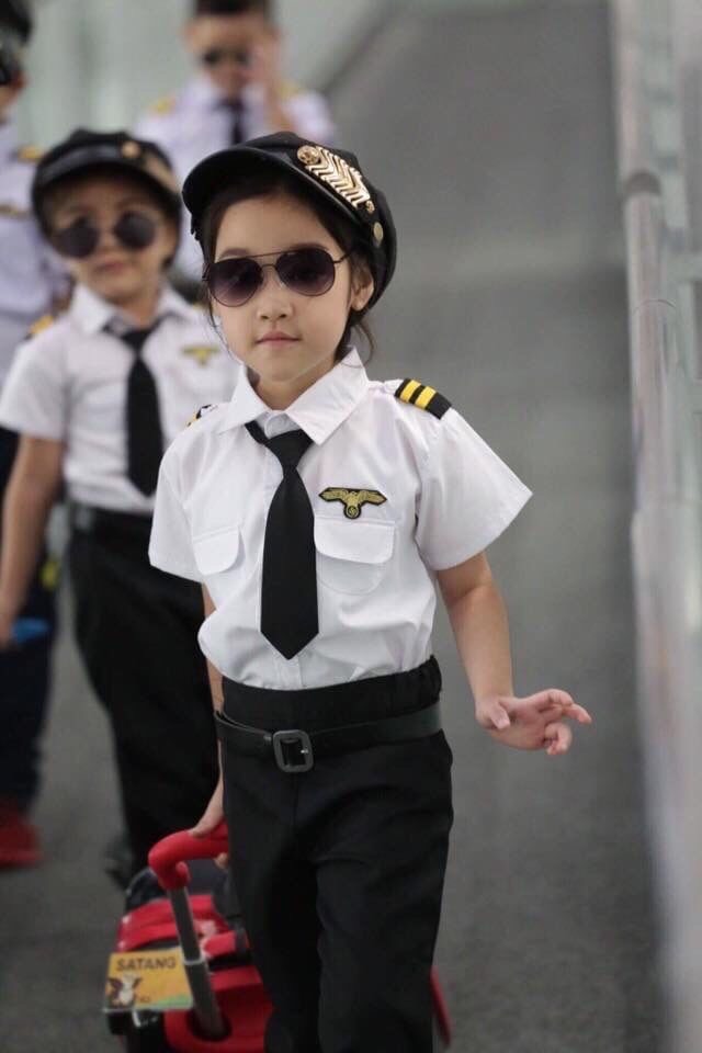 ชุดแฟนซีอาชีพในฝัน คุณหนูนักบินเด็กชาย Size S-L