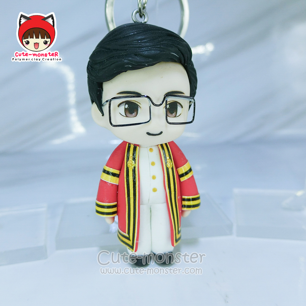 ตุ๊กตาครุยพระจอมเกล้่า ของขวัญรับปริญญา
