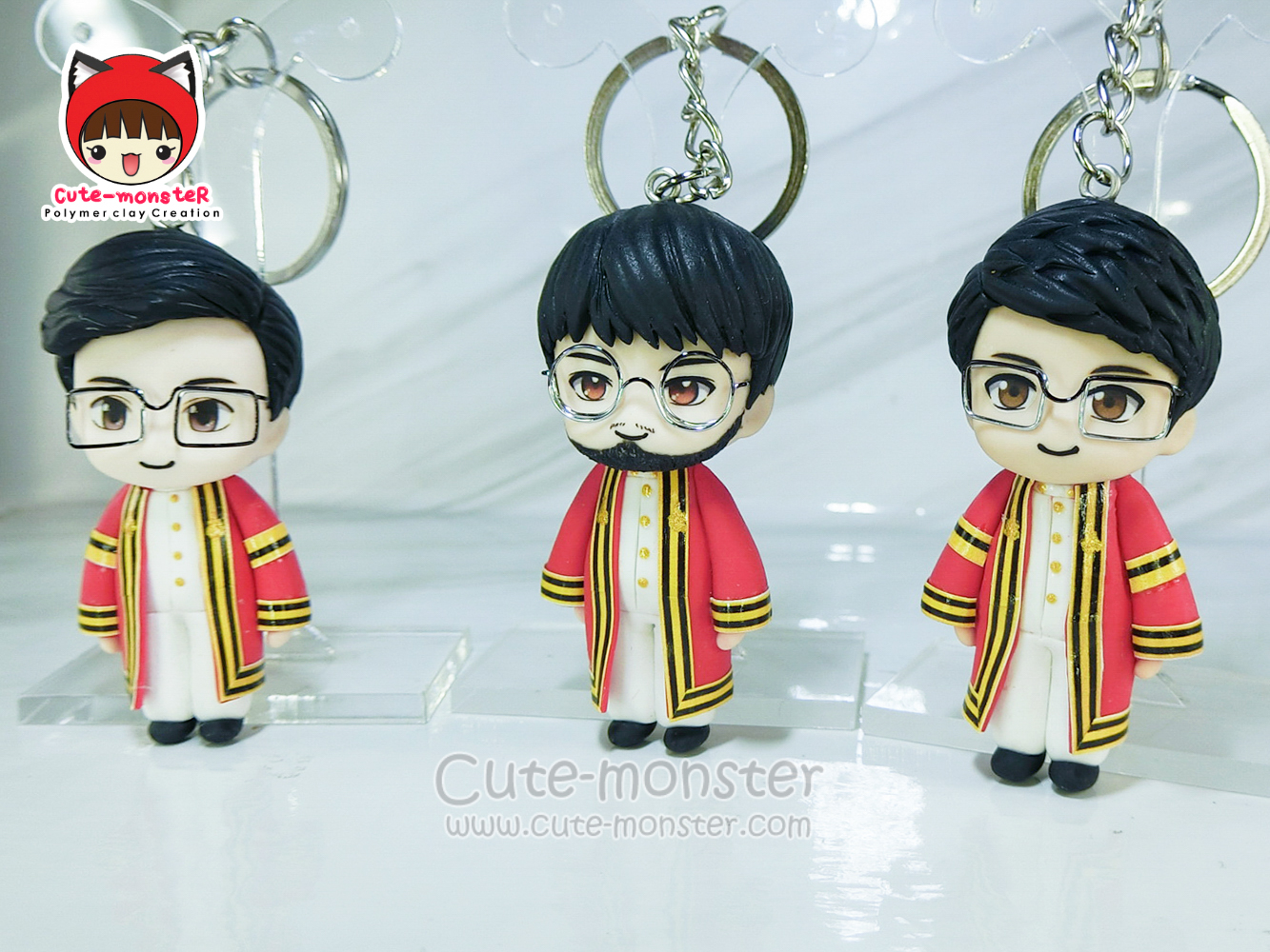 ตุ๊กตาครุยพระจอมเกล้่า ของขวัญรับปริญญา