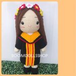 ตุ๊กตาถักรับปริญญา ม.หัวเฉียว ขนาด 18 นิ้ว