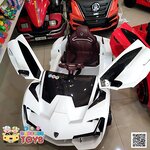 รถเก๋งแลมโบกินี่ 3815W