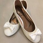 รองเท้าคัชชูหนังแก้วเด็กหญิงสีขาวครีม Sainte ประดับโบว์น่ารัก Size 36-42