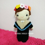 ตุ๊กตาถักรับปริญญาครุย ม. พายัพเชียงใหม่ ขนาด 12 นิ้ว