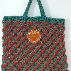 หมดค่ะ B68:Handmade bag กระเป๋าถักเชือกร่มดิ้นทอง สตอเบอรี่สีแดง+สีเขียว สินค้าใหม่ค่ะ❤