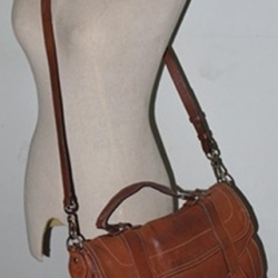 ขายแล้วค่ะ B33:Vintage leather bag กระเป๋าหนังแท้สะพายข้าง (มีหูหิ้ว) !! ส่งฟรีคร่าาา !!❤