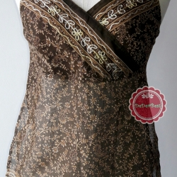 T12:2nd hand top เสื้อสายเดี่ยวสีน้ำตาลปักลายสวย