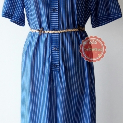 D51:Vintage dress เดรสวินเทจผ้าซีฟองสีน้ำเงินสว่าง ตัดด้วยลายดอกไม้สีขาว