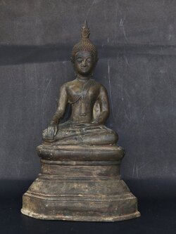 หลวงพ่อพระเสริม 5 นิ้ว