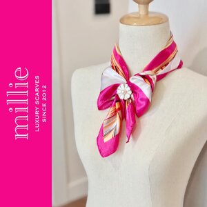 Buckle Scarf - ตัวช่วยในการผูกผ้าพันคอให้ง่ายขึ้น
