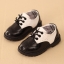 รองเท้าคัทชูเด็กผูกเชือกหนังแก้วสีขาวดำฉลุลาย สไตล์อังกฤษ Size 21-37