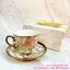 ของรับไหว้ ชุดแก้วกาแฟลงทองใหญ่ พร้อมจานรองแก้ว ใส่กล่องหินอ่อนสีขาว มีเชือกทองหูหิ้ว ชุดละ 95.-