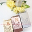ของชำร่วยงานแต่งงาน A07 แก้วเป็ก กล่องลายกุหลาบ (MD) สั่งซื้อขั้นต่ำ 100 ชิ้น แก้วเป็กใส ชิ้นละ 28.-/ แก้วฟรอส ชิ้นละ 32.-