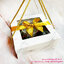 ของรับไหว้ ชุดแก้วกาแฟลงทองใหญ่ พร้อมจานรองแก้ว ใส่กล่องหินอ่อนสีขาว มีเชือกทองหูหิ้ว ชุดละ 95.-